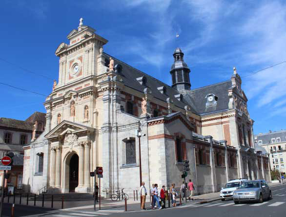 huissier de justice fontainebleau